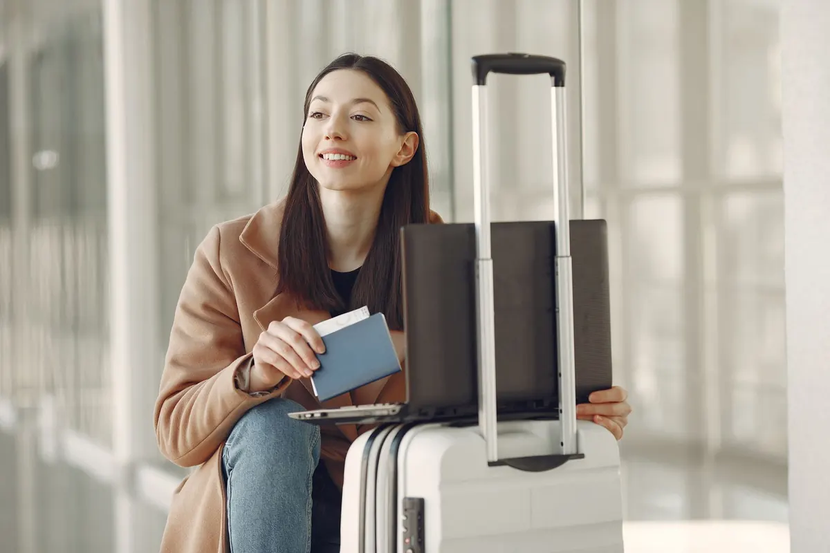 Public Wi-Fi in Airports and Cafés: A Practical Safety Guide